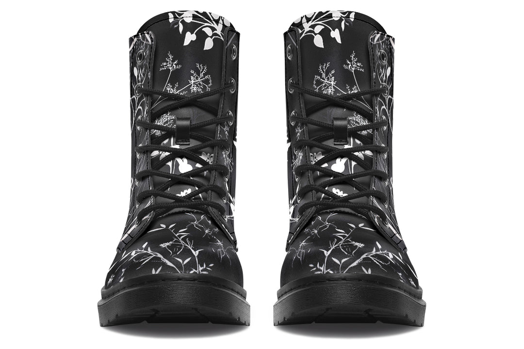 Black Delicate Boots