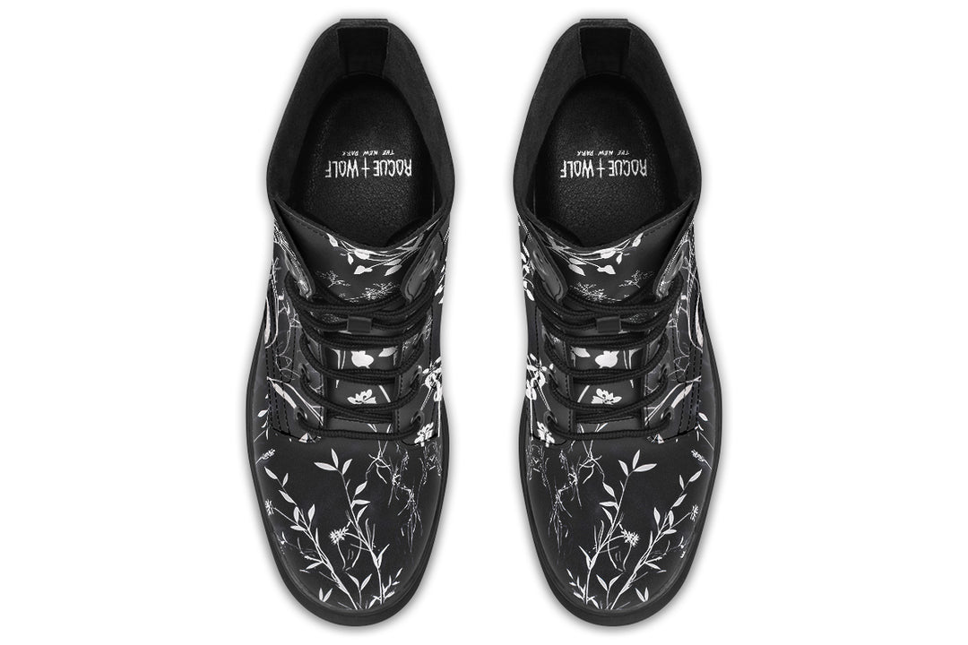 Black Delicate Boots