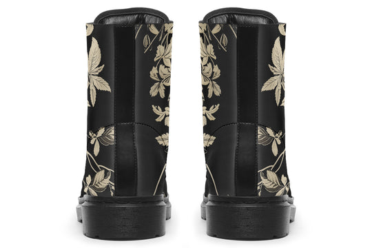 Black Thicket Boots