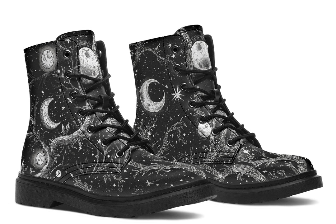 Black Waning Tree Boots