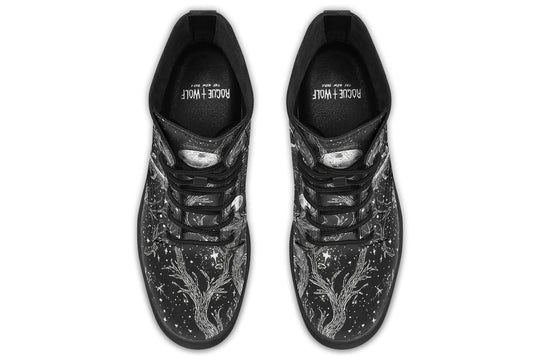 Black Waning Tree Boots