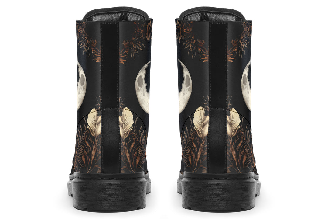 Crescent Garden Boots