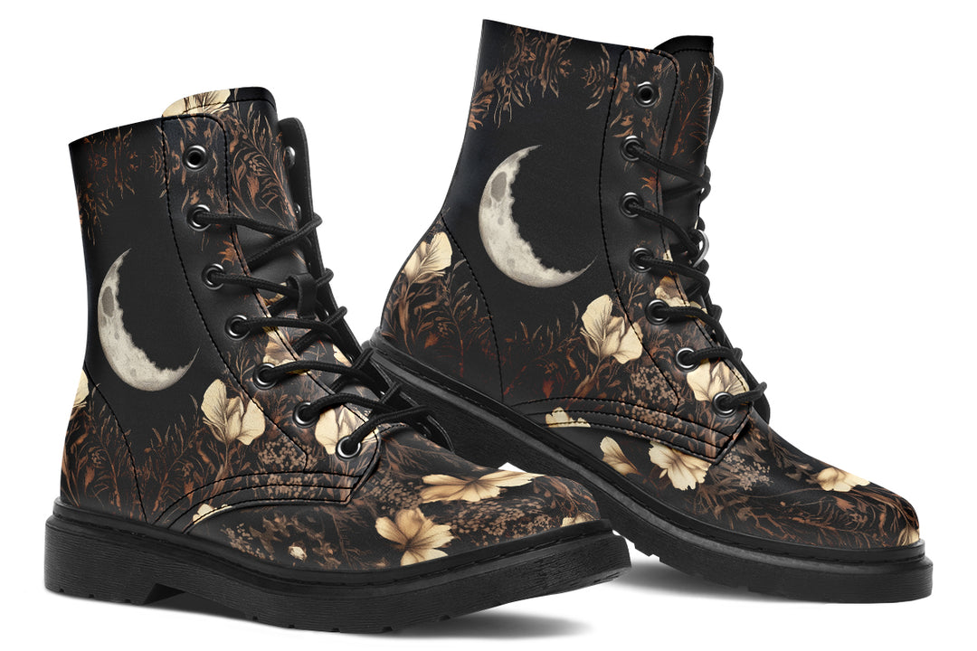 Crescent Garden Boots