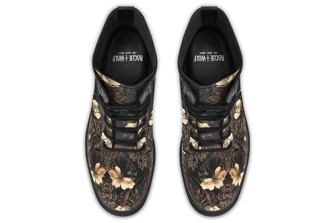 Crescent Garden Boots