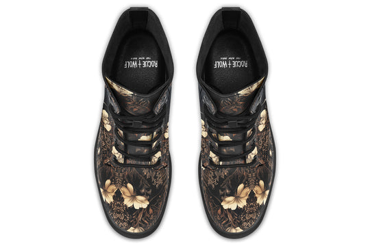 Crescent Garden Boots
