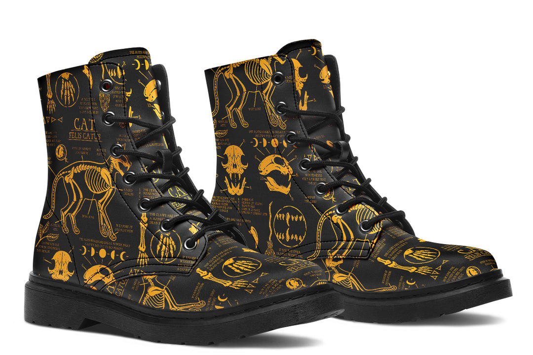 Nightgold Cat Study Boots