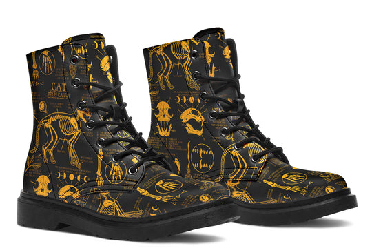 Nightgold Cat Study Boots