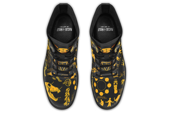 Nightgold Wolf Study Boots