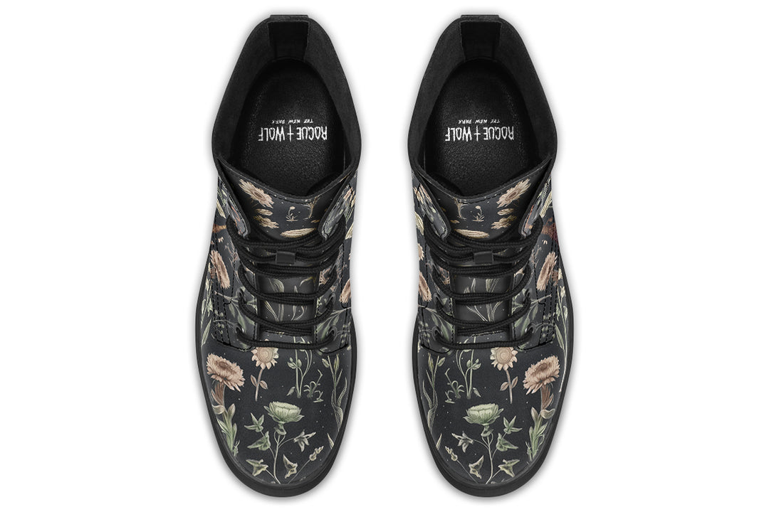 Witches' Broomsticks Boots