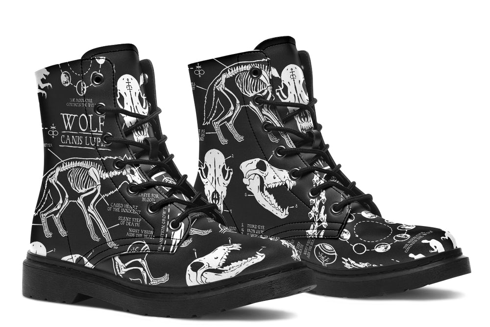 Wolf Study Boots