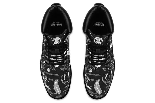 Raven Study Classic Boots