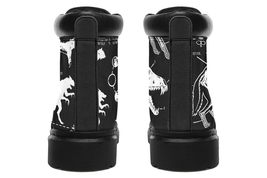 Wolf Study Classic Boots