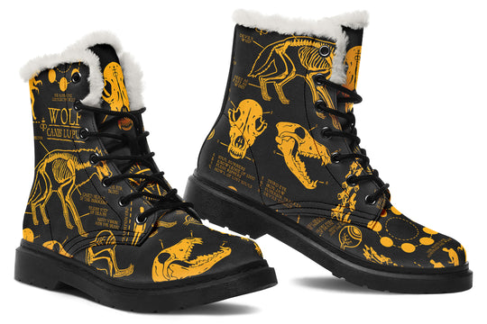 Nightgold Wolf Study Winter Boots