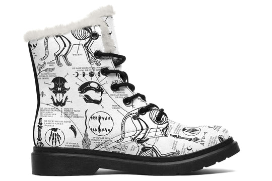 White Cat Study Winter Boots