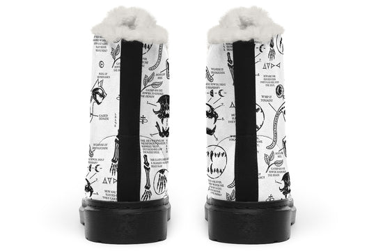 White Cat Study Winter Boots