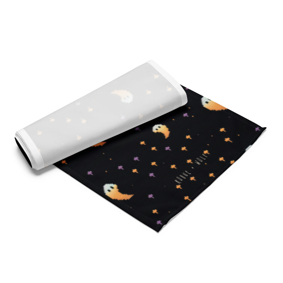 Stargazin’ Spectres Table Runner