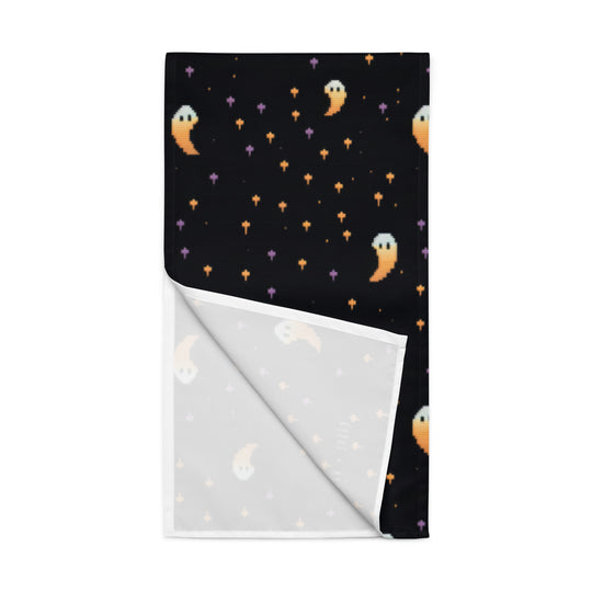 Stargazin’ Spectres Table Runner