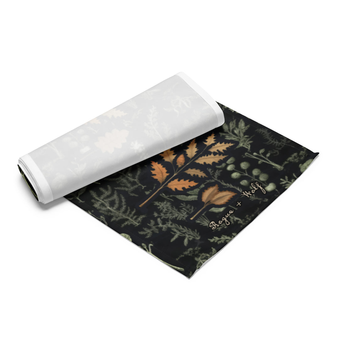 Autumn Memoir Table Runner - Dark Academia Botanical Witchy Home Decor - Goth Dinner Table Setup - Gothic Kitchen Room Decor