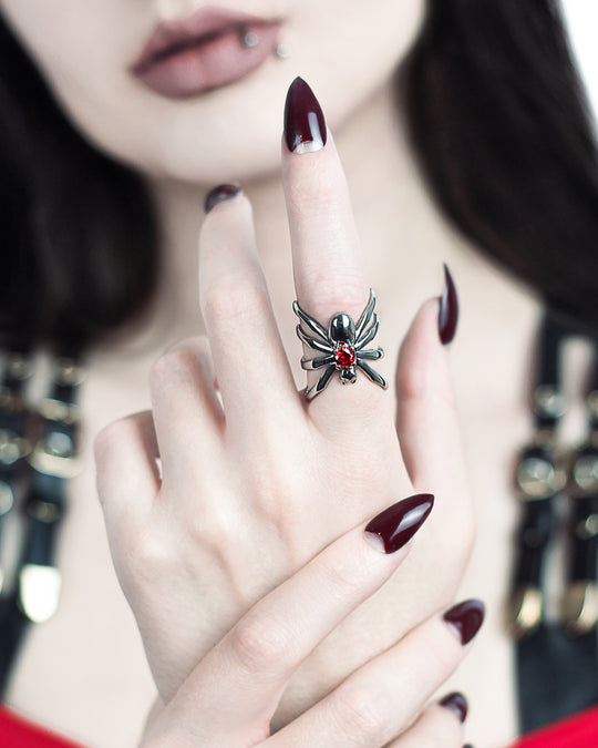 https://cdn.shopify.com/s/files/1/0872/3036/files/SpiderHug_Listing_01.mp4?v=1653917053