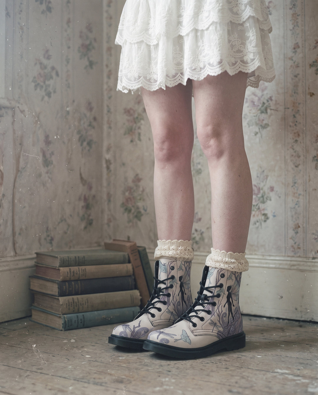 Moth Glade Boots