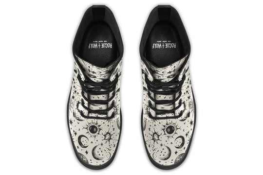 Astrarium Boots