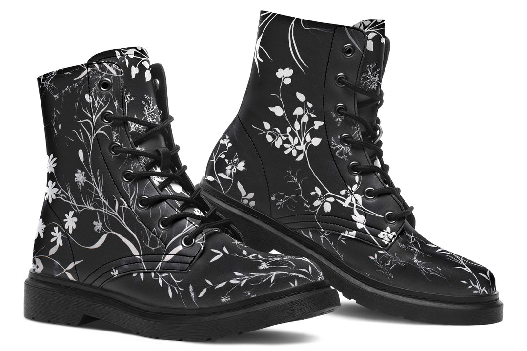 Black Delicate Boots