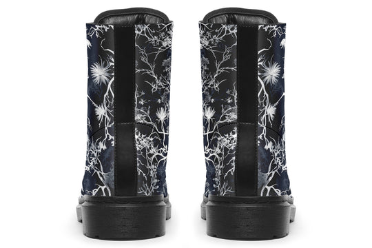 Black Fallow Boots