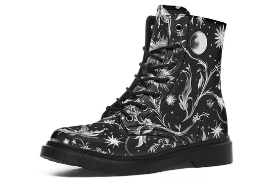 Black Lunaria Boots