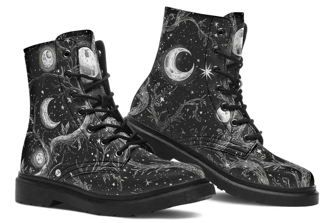 Black Waning Tree Boots