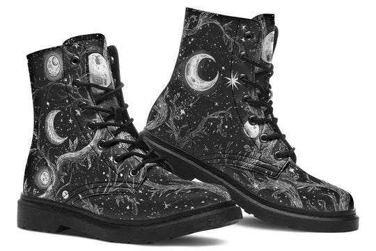 Black Waning Tree Boots