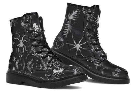 Black Widow Garden Boots