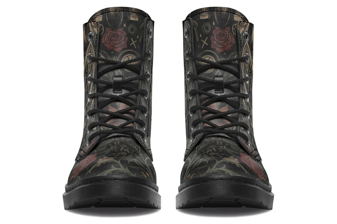 Cathedral of Thorns Boots