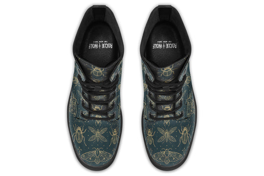 Chrysalidae Boots