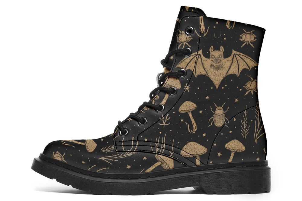 Curio Noctis Boots