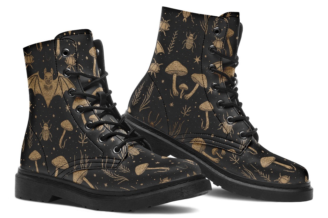 Curio Noctis Boots