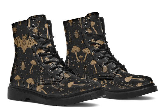 Curio Noctis Boots