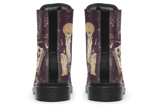 Hedge Secrets Boots