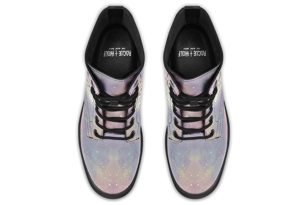 Lunar Wing Boots