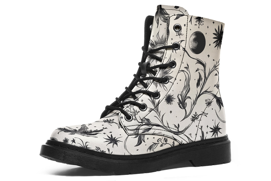 Lunaria Boots