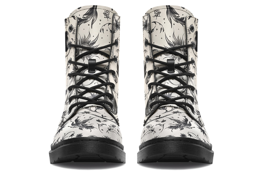 Lunaria Boots