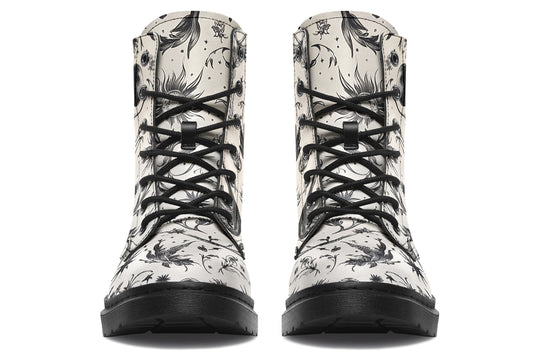 Lunaria Boots