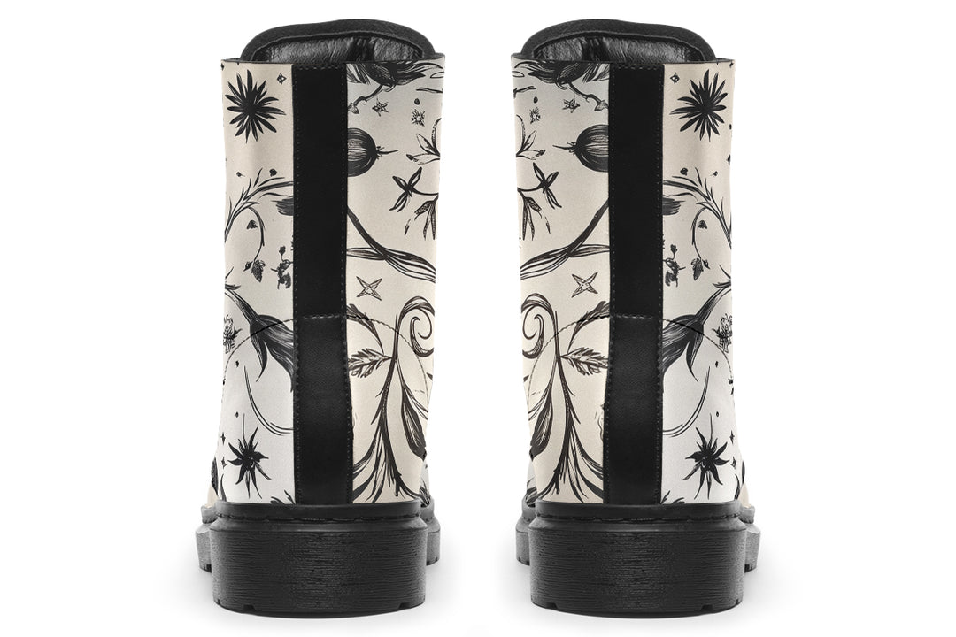 Lunaria Boots