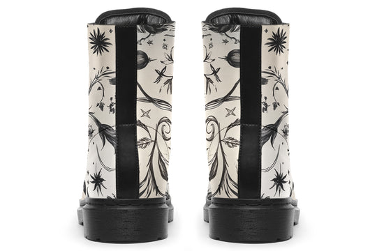 Lunaria Boots