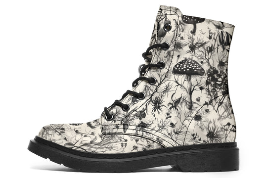 Mycocurse Boots