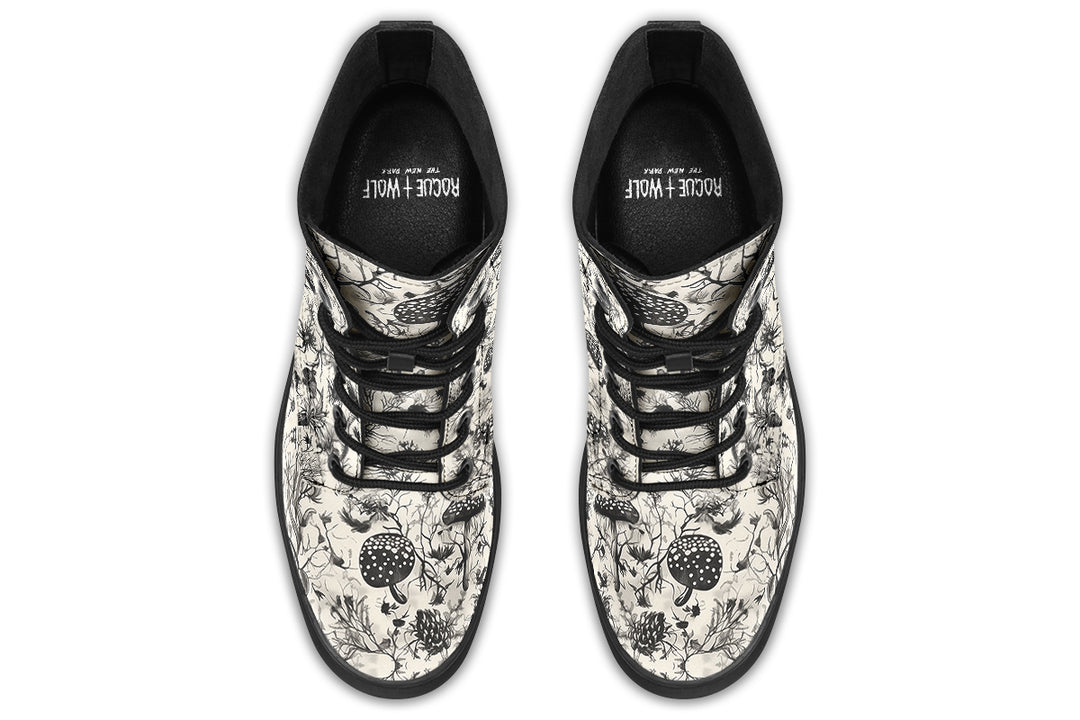 Mycocurse Boots