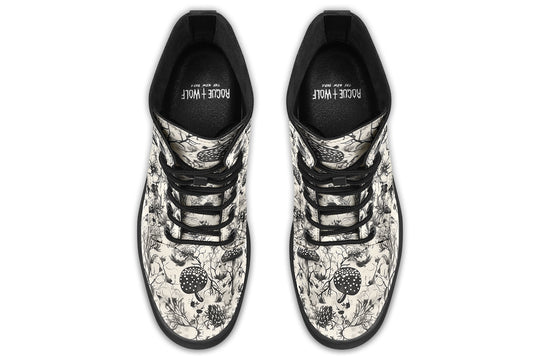 Mycocurse Boots