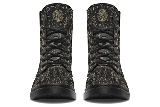 Reliquiae Noctis Boots