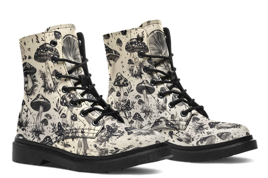 Sporefield Boots