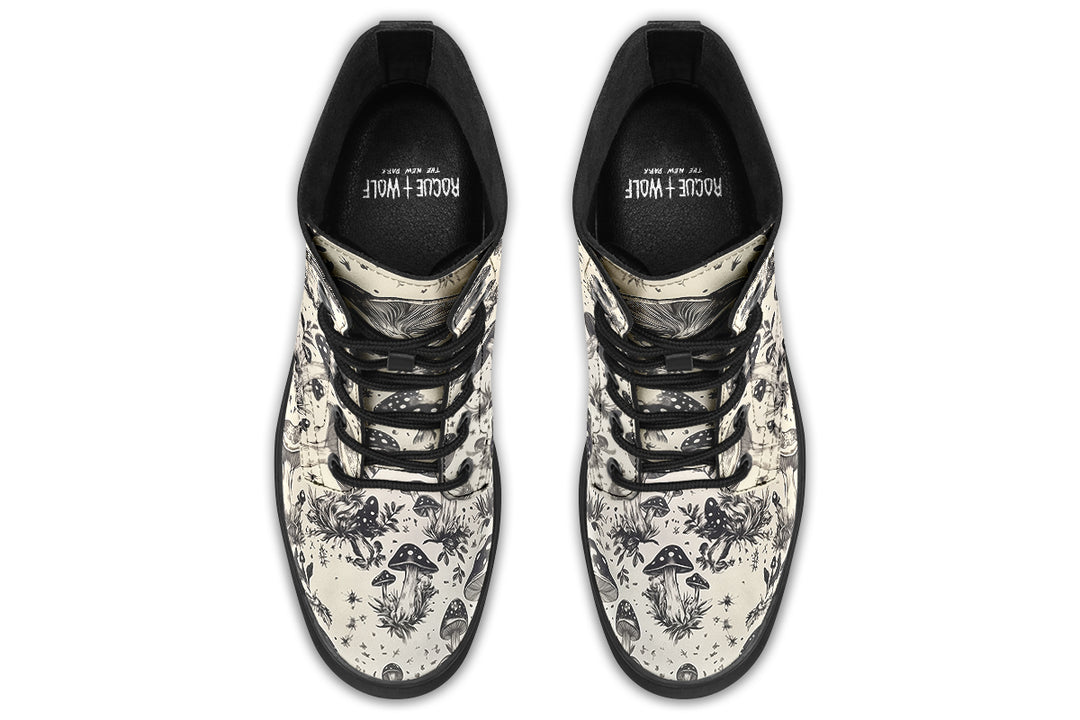 Sporefield Boots