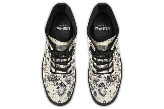 Sporefield Boots